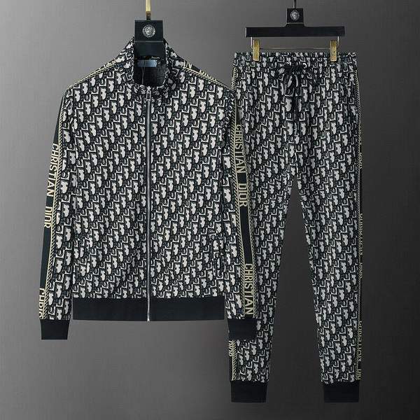 Picture of Dior Sweater Suits _SKUDiorM-3XL13gx22438426